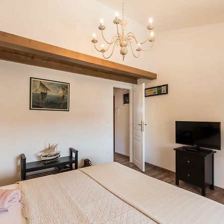 Skipper Suites Novigrad  Luaran gambar