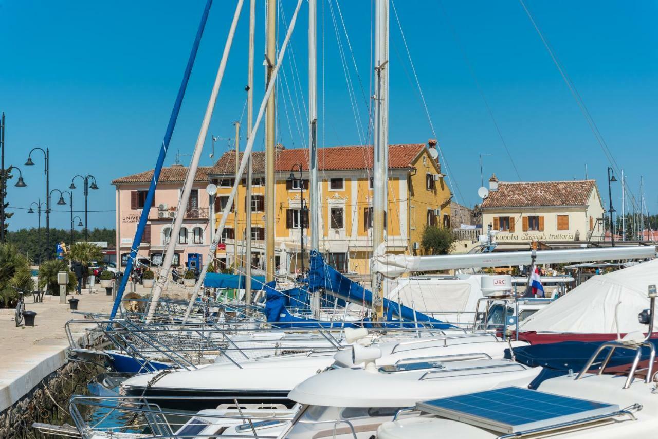 Skipper Suites Novigrad  Luaran gambar