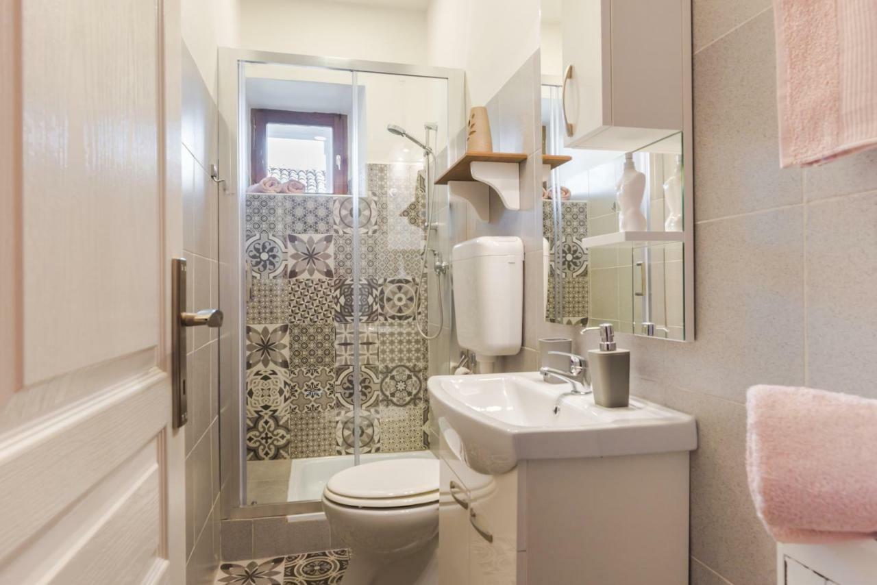 Skipper Suites Novigrad  Luaran gambar