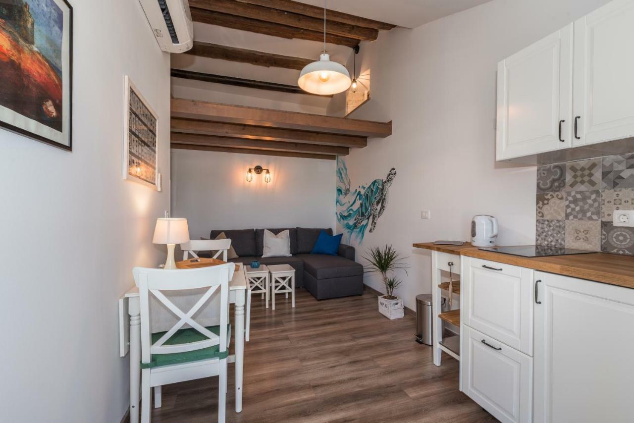 Skipper Suites Novigrad  Luaran gambar